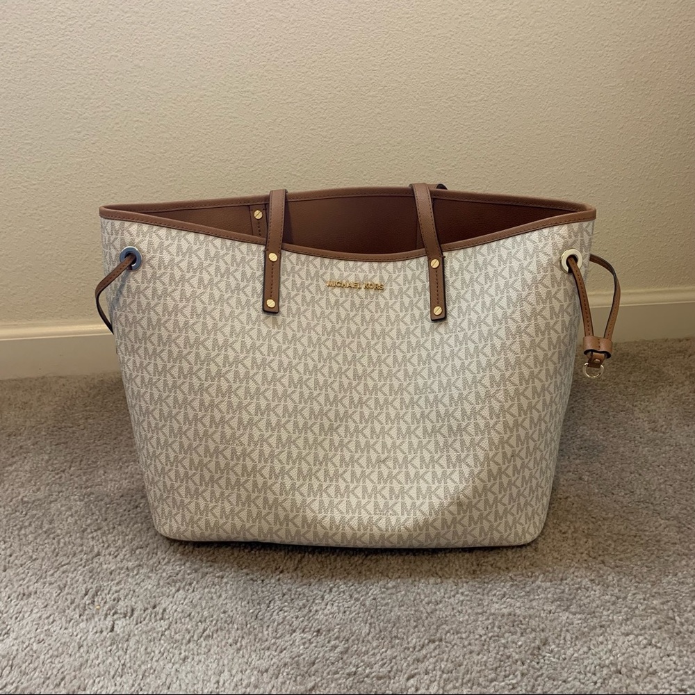Michael Kors Travel Tote